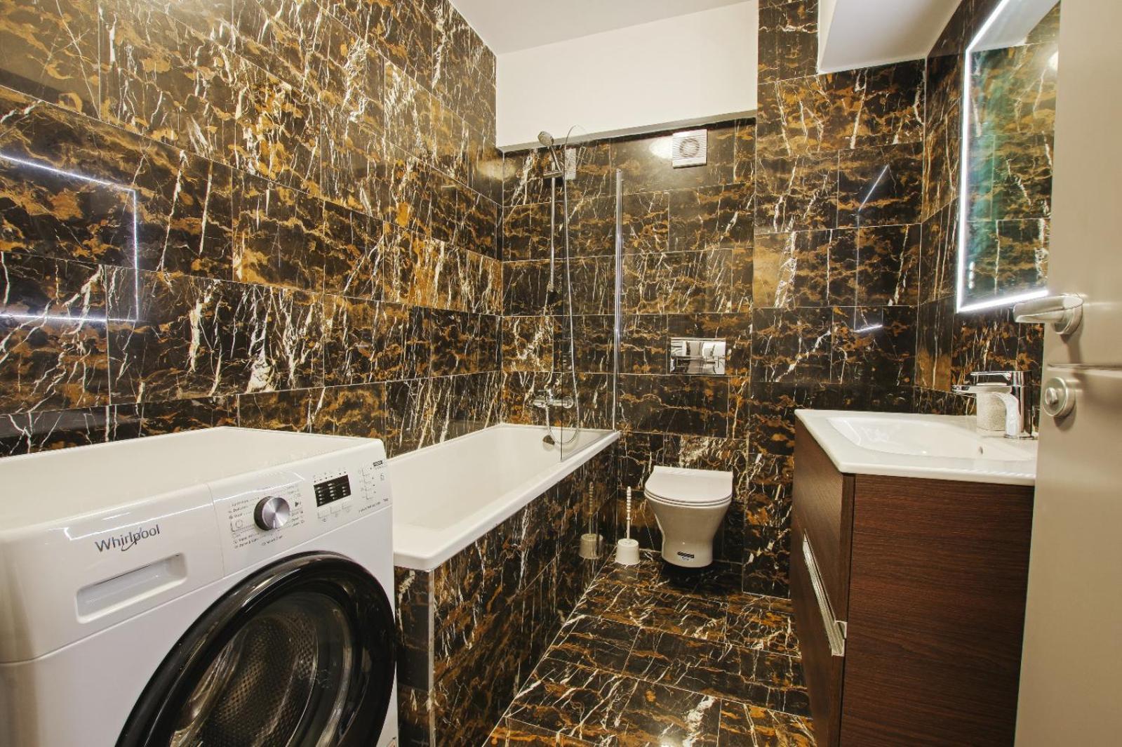 Himson-Brown Apartment Iasi Extérieur photo